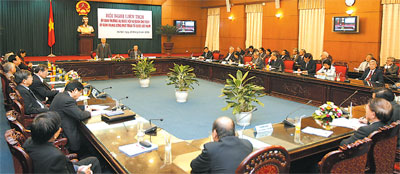 ຄະນະປະຈຳສະພາແຫ່ງຊາດ ແລະ ສູນກາງແນວໂຮມປະເທດຊາດ ຫວຽດນາມ ສົມທົບກັນປະຕິບັດງານ